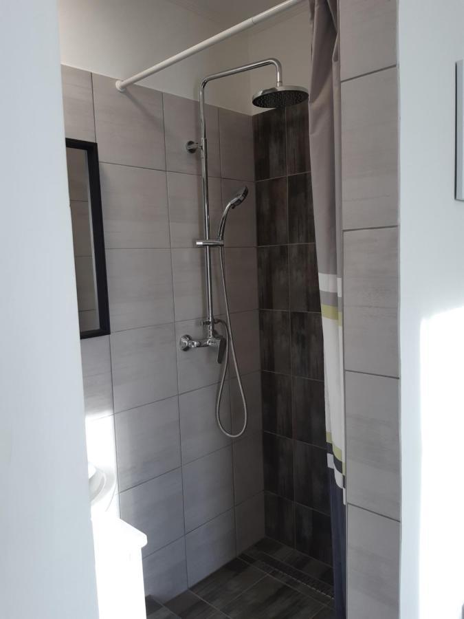 Nora Apartman ยูลา ภายนอก รูปภาพ